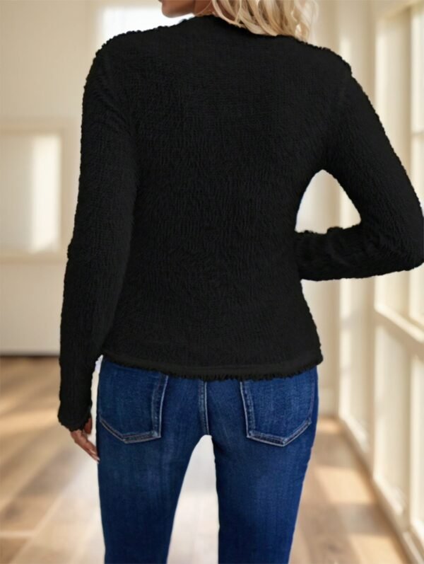 A Solid-colored Long-sleeved Top For Ladies - Image 5